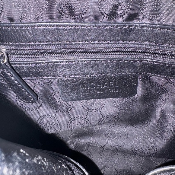 MICHAEL KORS Signature Black Shoulder Bag Saffiano Leather Monorgram Logo - Picture 8 of 15